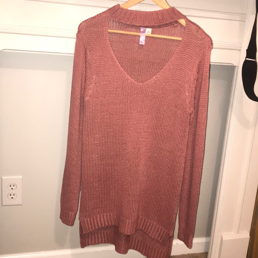 Long sleeve crotchet pink sweater